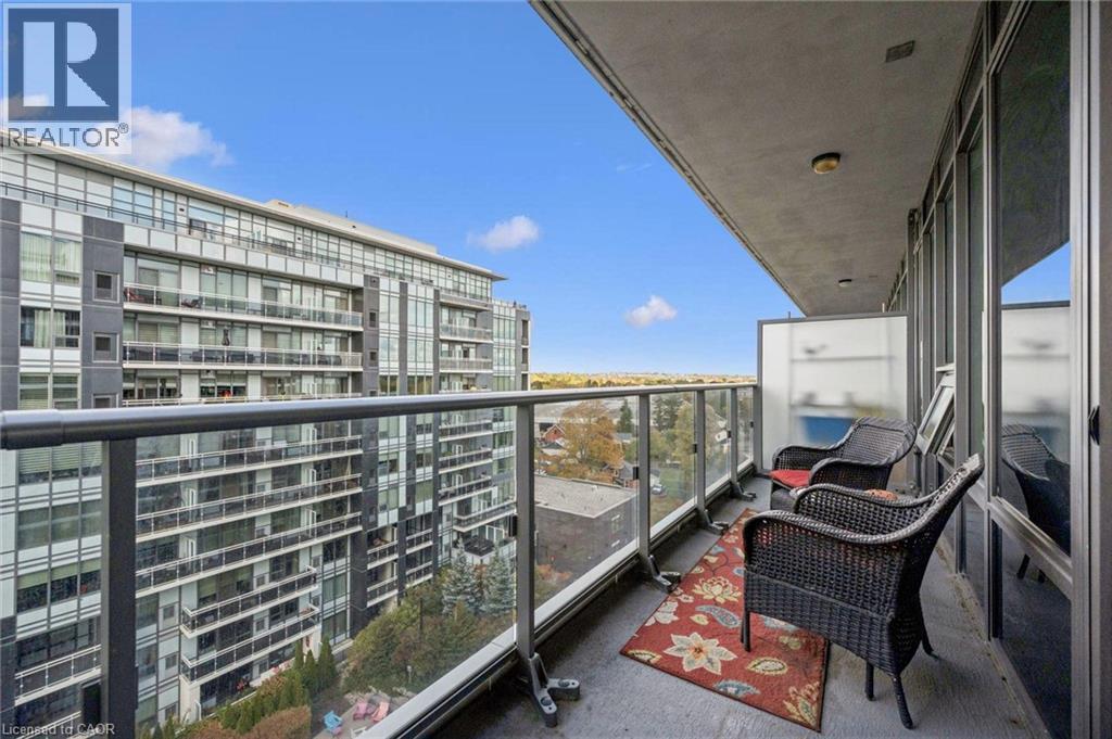 73 Arthur Street S Unit# 807 Property Photo 16