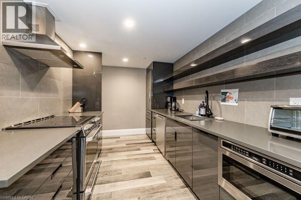73 Arthur Street S Unit# 807 Property Photo 33