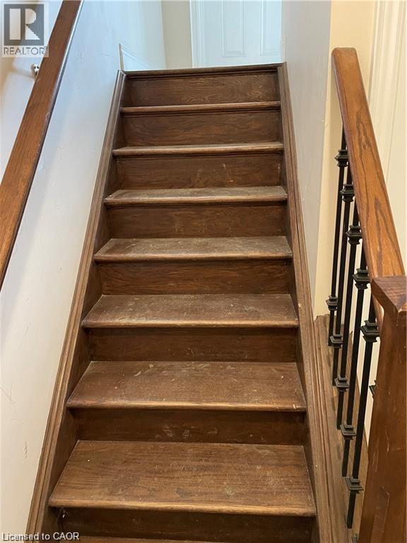 523 Hamilton Drive Unit# B1 Property Photo 2