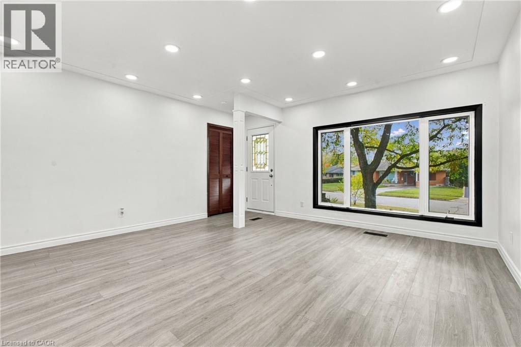 246 Hillcrest Road Property Photo 8