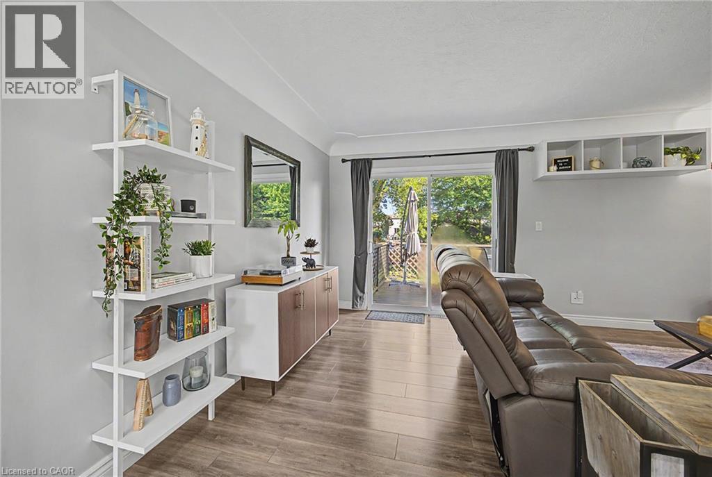 4 Fairview Street Property Photo 6