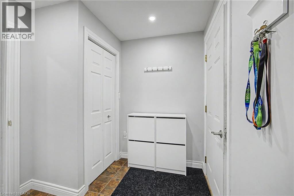 4 Fairview Street Property Photo 17