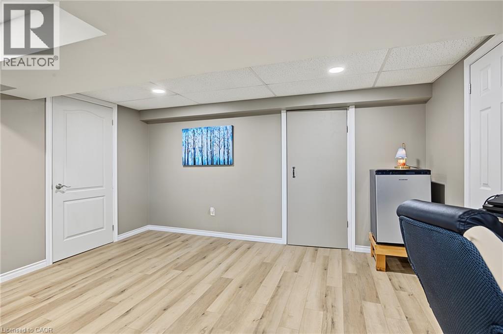 4 Fairview Street Property Photo 23