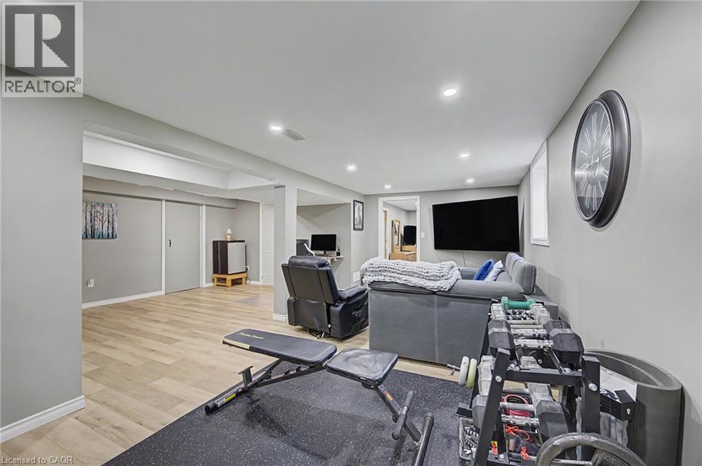 4 Fairview Street Property Photo 27