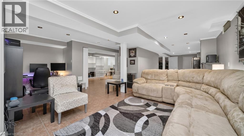 13 Dovaston Gate Property Photo 27