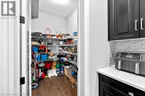 147 Ambrous Crescent Property Photo 17