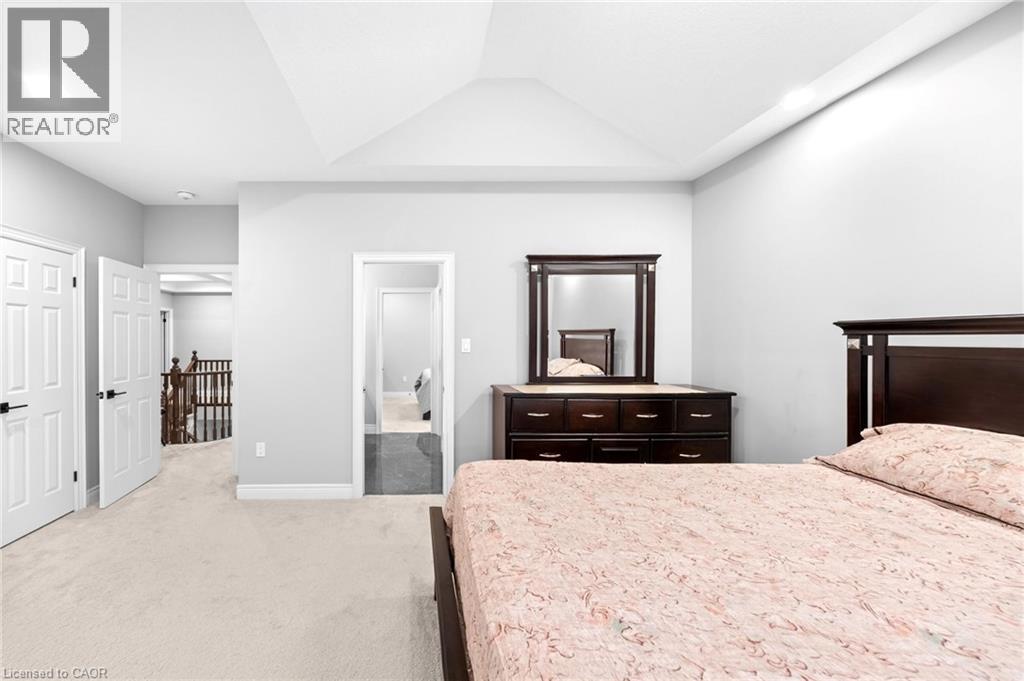 147 Ambrous Crescent Property Photo 29