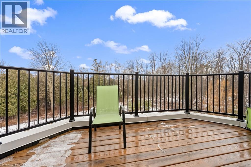 147 Ambrous Crescent Property Photo 32
