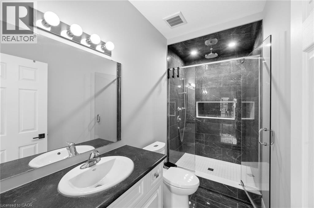 147 Ambrous Crescent Property Photo 39
