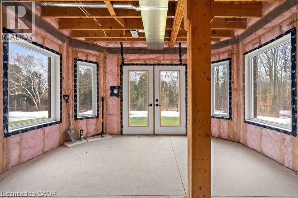 147 Ambrous Crescent Property Photo 43