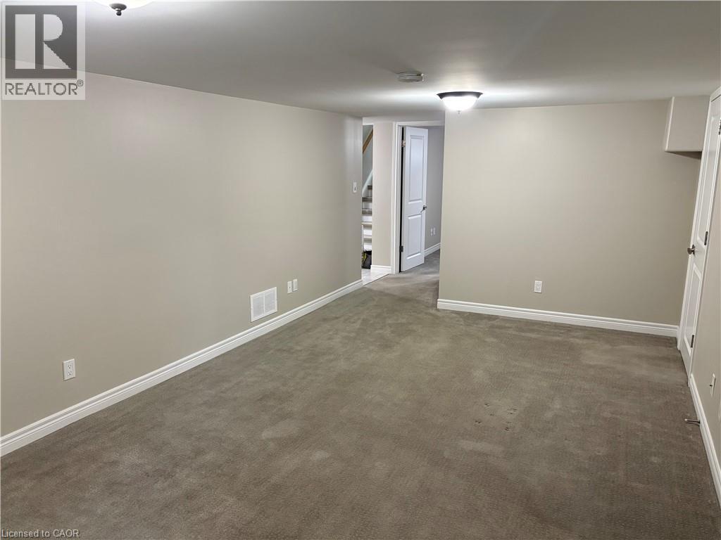 206 Dixon Street Property Photo 4