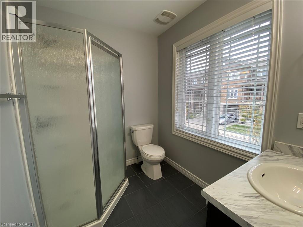 90 Bloom Crescent Property Photo 10