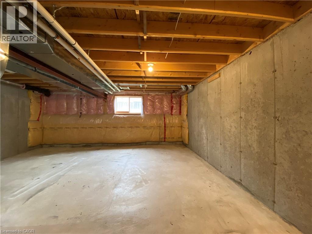 90 Bloom Crescent Property Photo 20