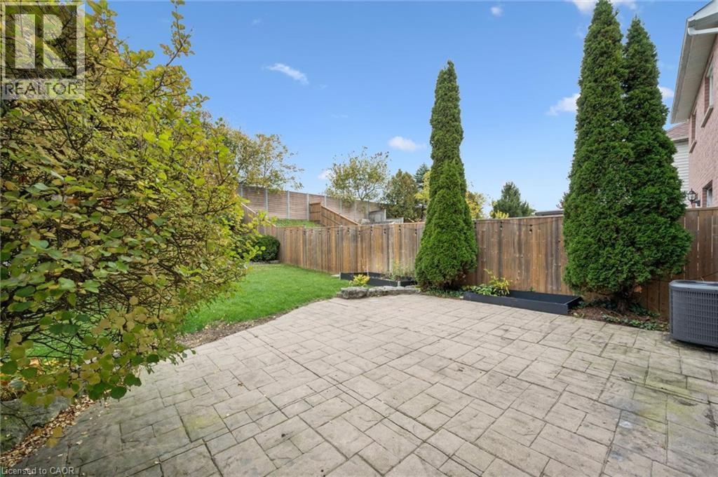 222 Inglis Street Property Photo 31