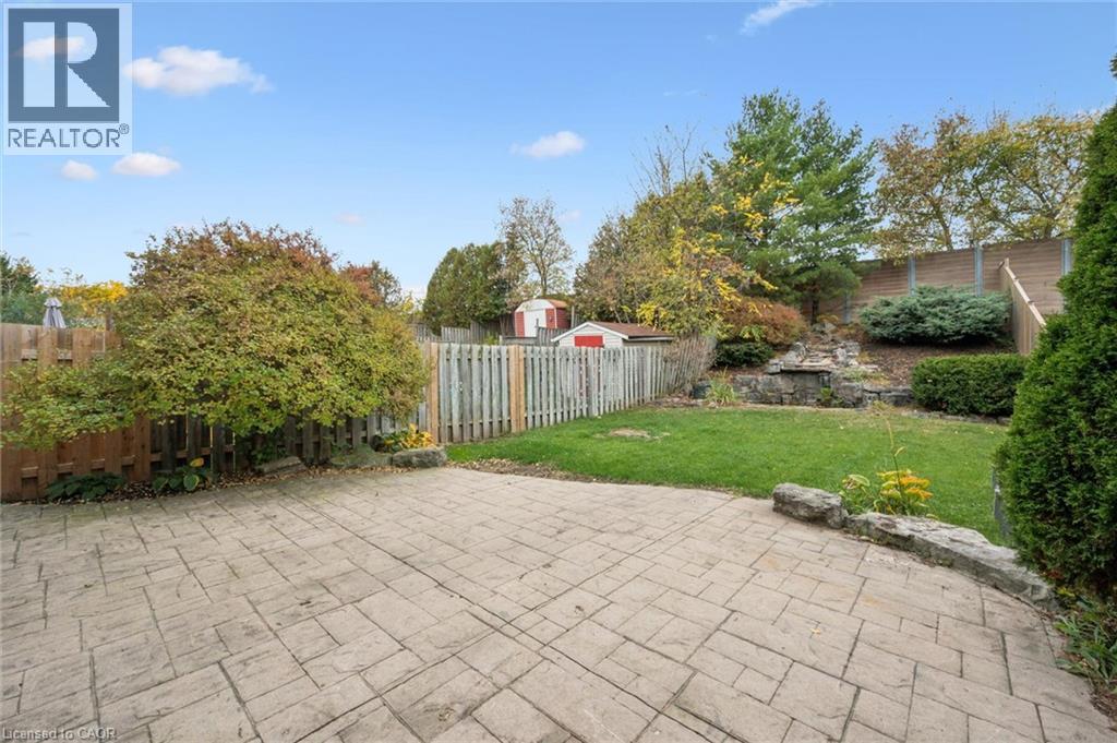 222 Inglis Street Property Photo 32