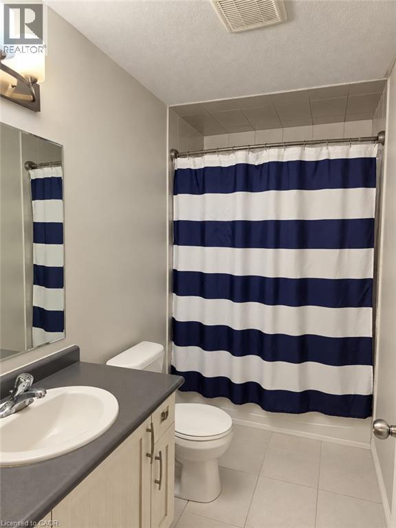 1989 Ottawa Street S Unit# 40 Property Photo 6