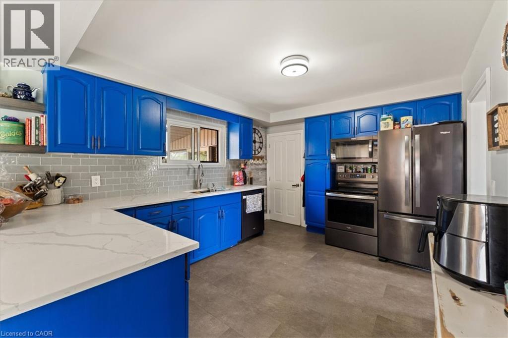 154 Paris Road Property Photo 11