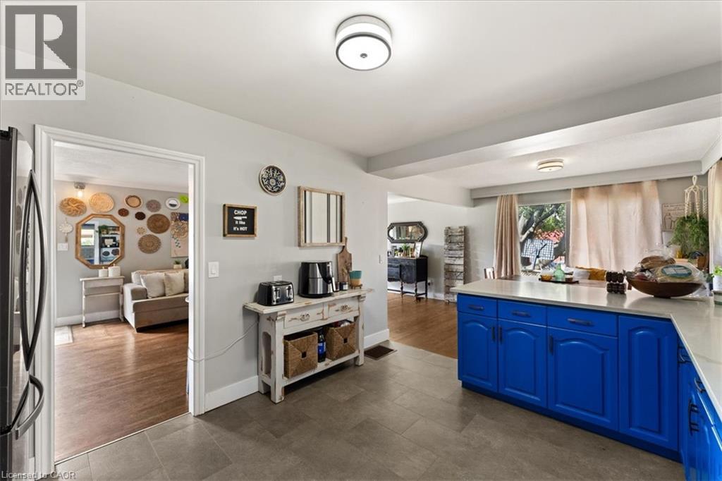 154 Paris Road Property Photo 13
