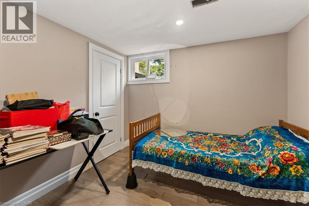 154 Paris Road Property Photo 23
