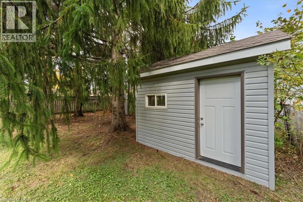 154 Paris Road Property Photo 33