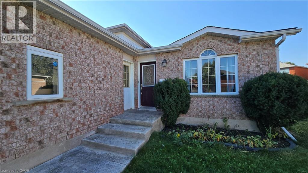 7 Jade Court Property Photo 3