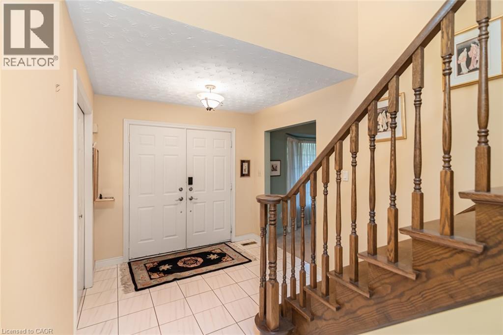 318 Cavendish Drive Property Photo 2