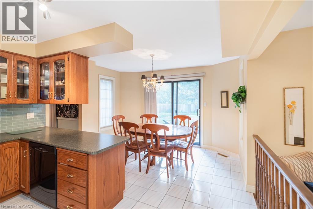 318 Cavendish Drive Property Photo 7
