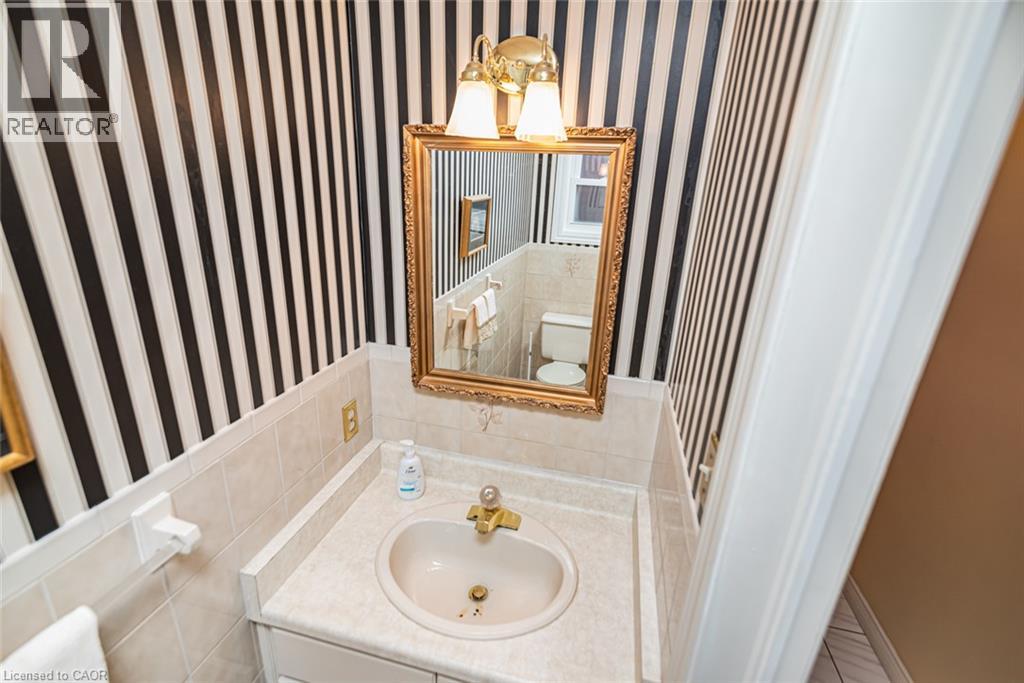 318 Cavendish Drive Property Photo 9