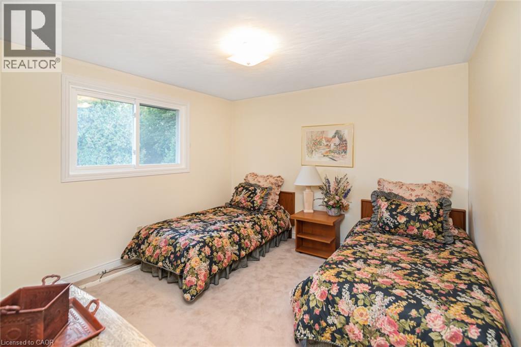 318 Cavendish Drive Property Photo 12