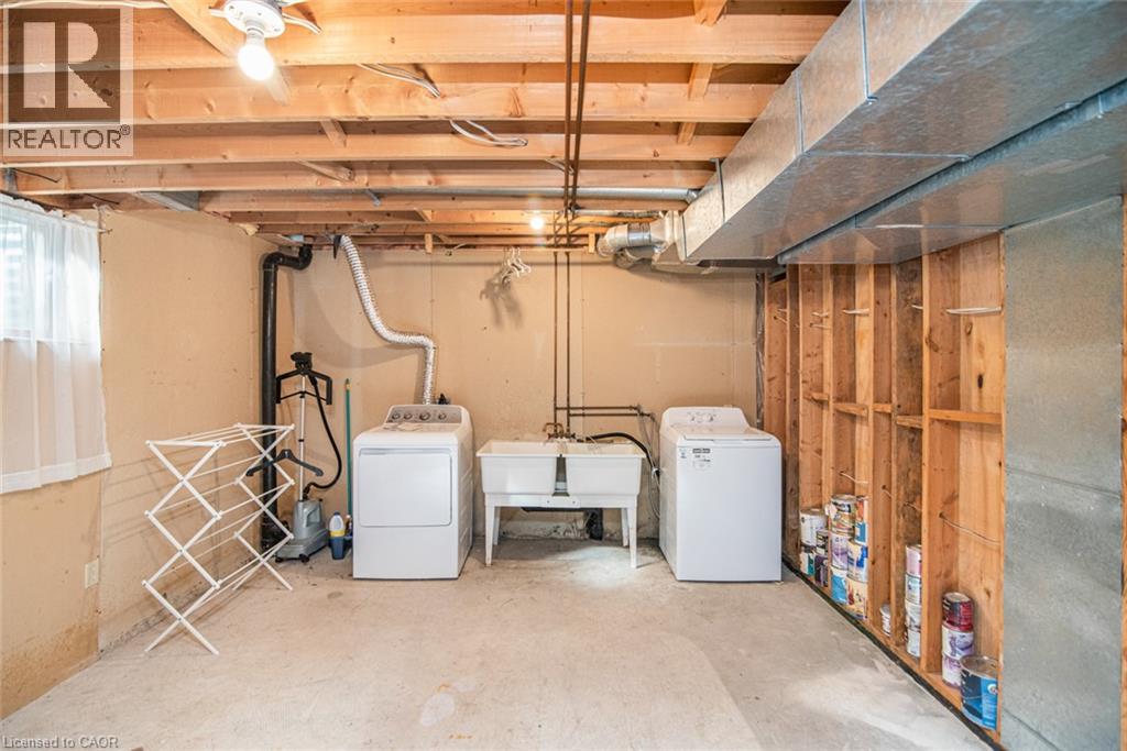 318 Cavendish Drive Property Photo 22