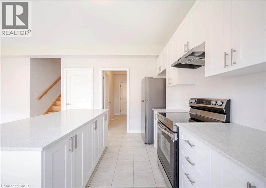 15 Bird Street Property Photo 5