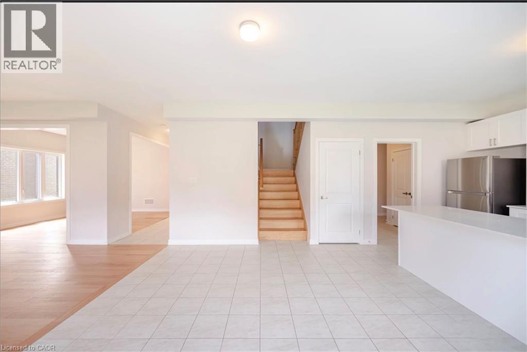 15 Bird Street Property Photo 6