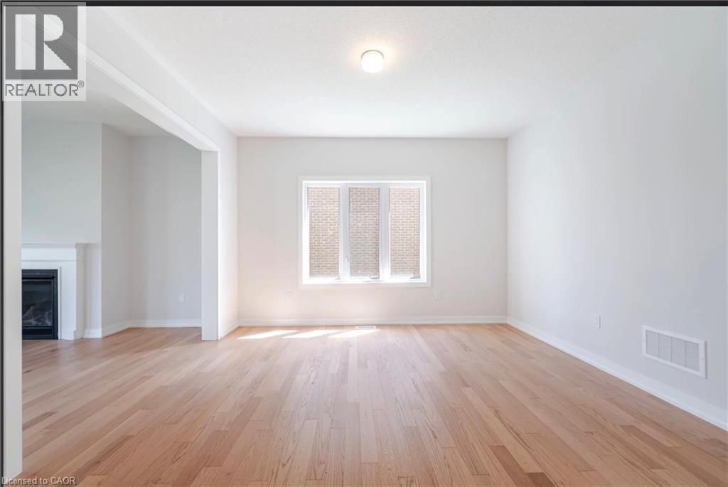15 Bird Street Property Photo 8
