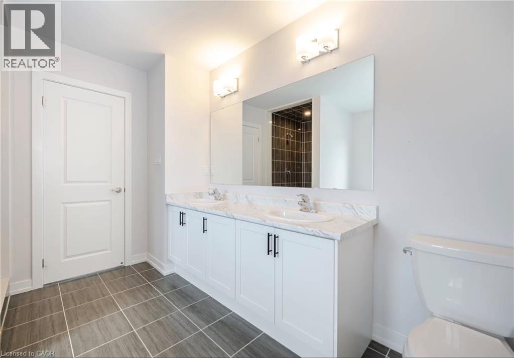 15 Bird Street Property Photo 14