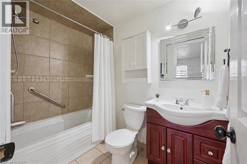12 Mccartney Road Property Photo 10