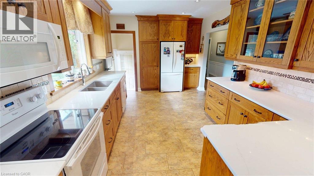 16 Daleview Crescent Property Photo 4