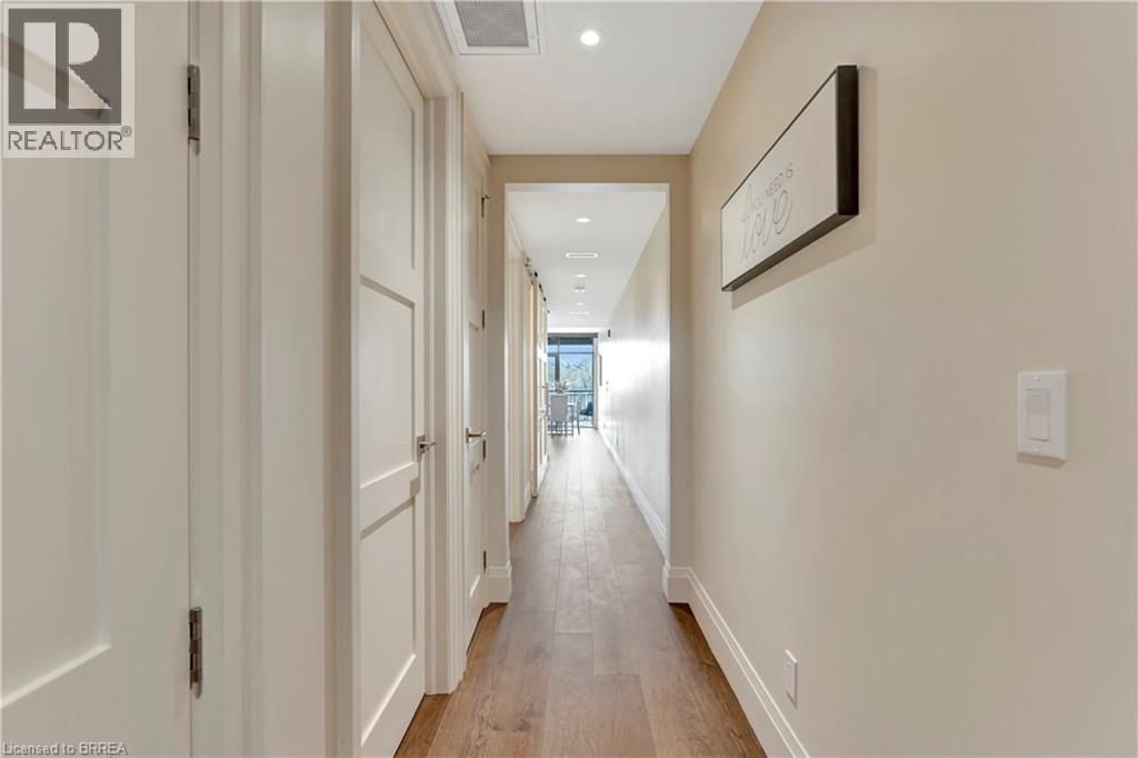7 Grand River Street N Unit# 203 Property Photo 2