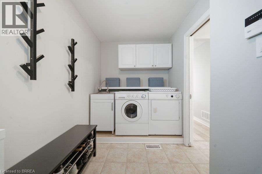 28 Lake Street Property Photo 22