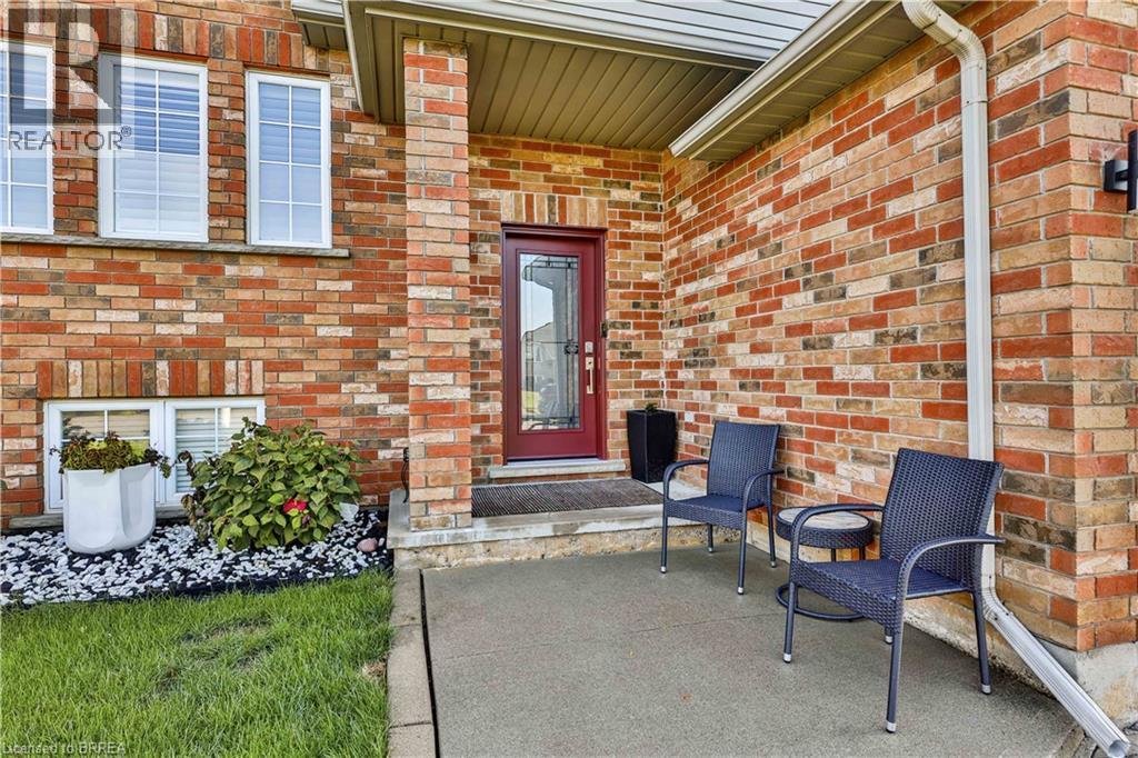 50 Brewster Way Property Photo 4