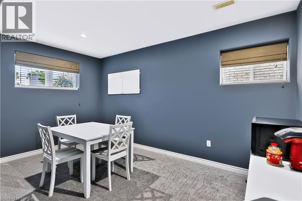 50 Brewster Way Property Photo 26