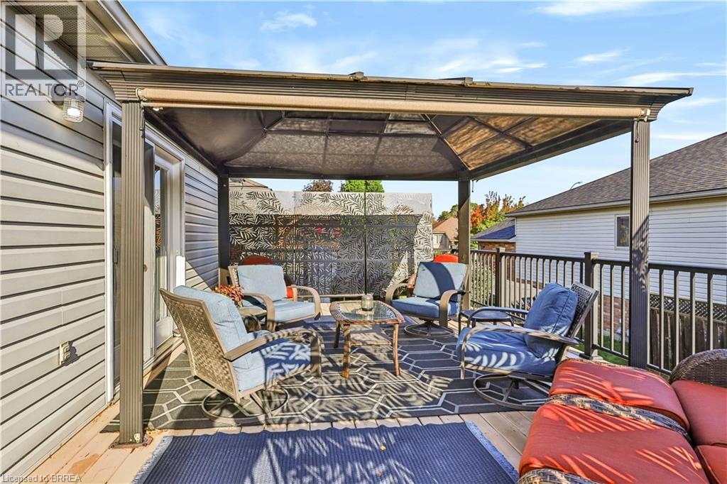 50 Brewster Way Property Photo 38