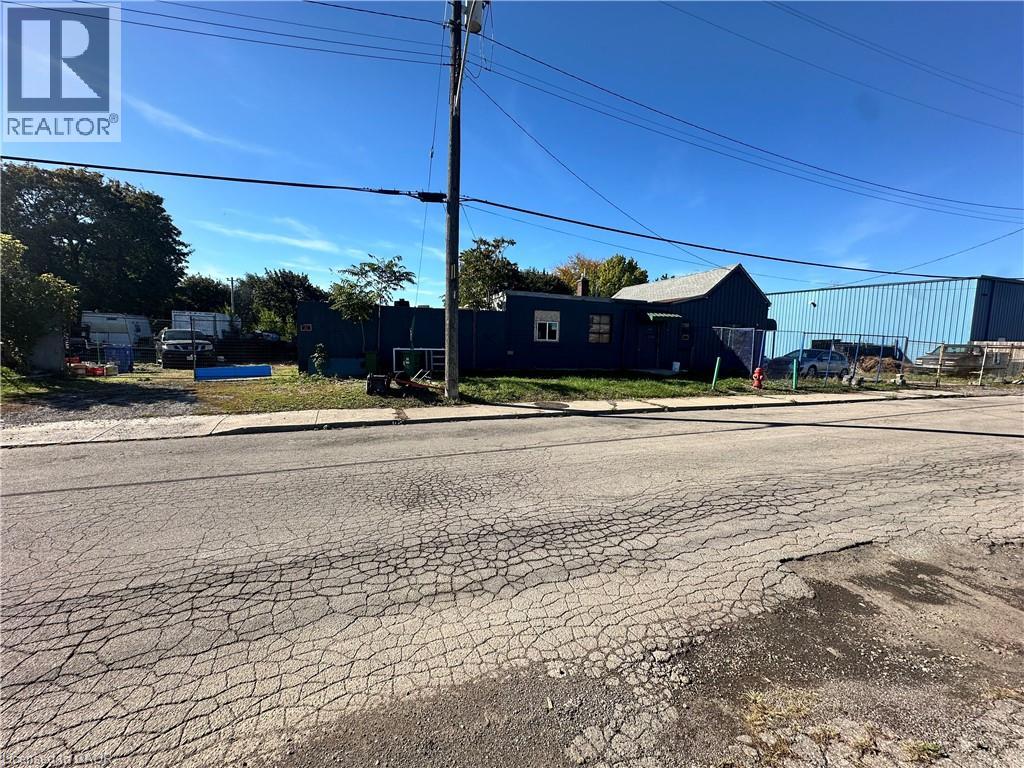 150 Princess Street Property Photo 2