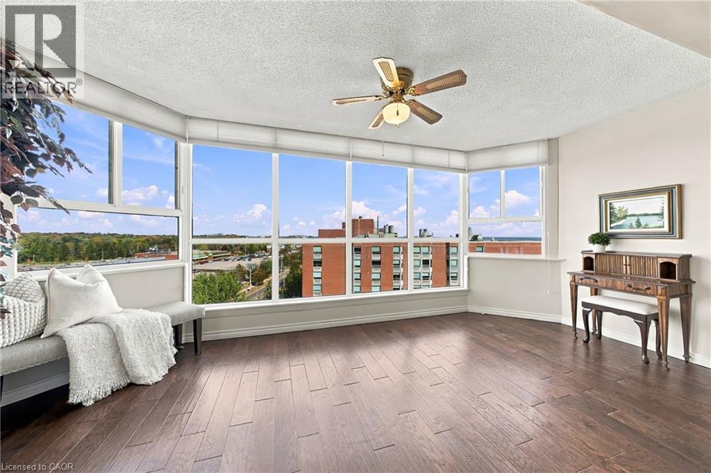 5280 Lakeshore Road Unit# 912 Property Photo 7