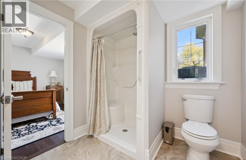 2073 Maplewood Road Property Photo 33