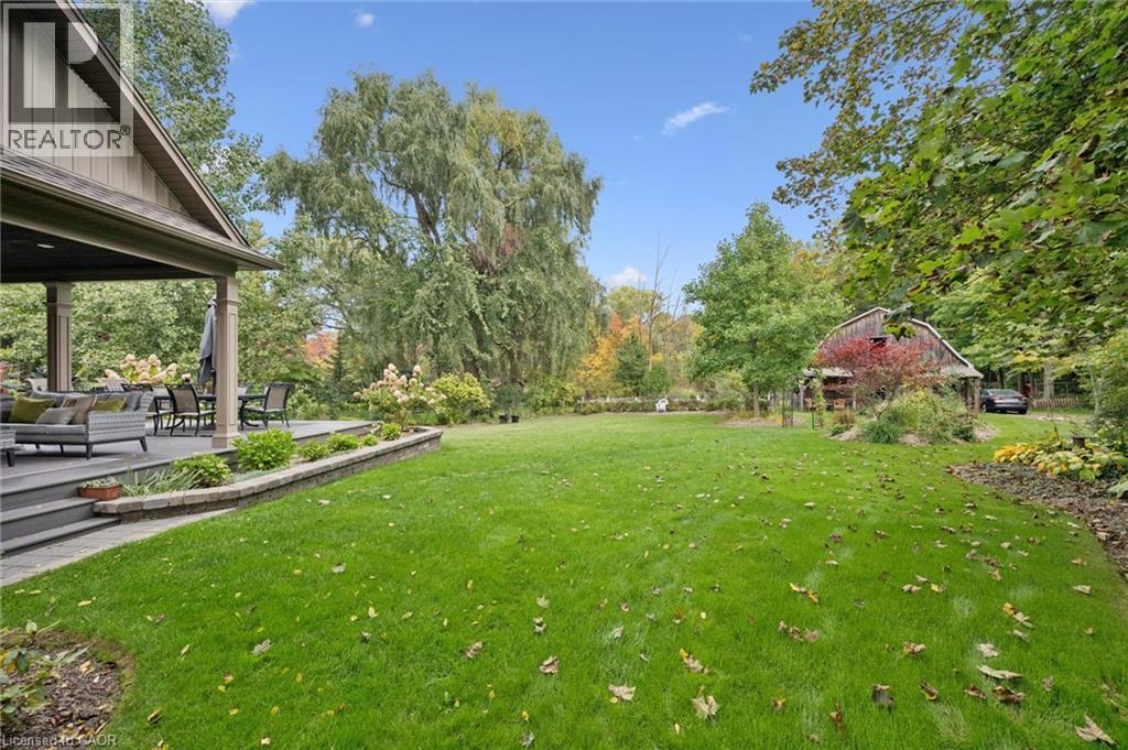 2073 Maplewood Road Property Photo 40