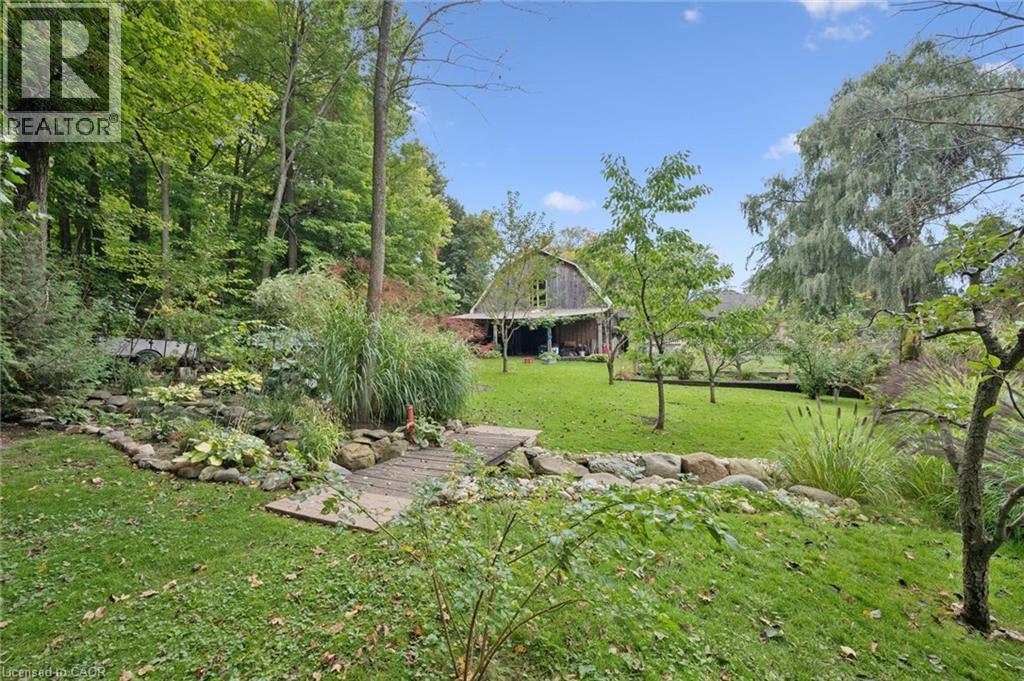 2073 Maplewood Road Property Photo 44