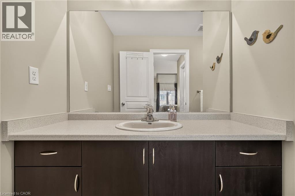 370 Stonehenge Drive Unit# 8 Property Photo 21