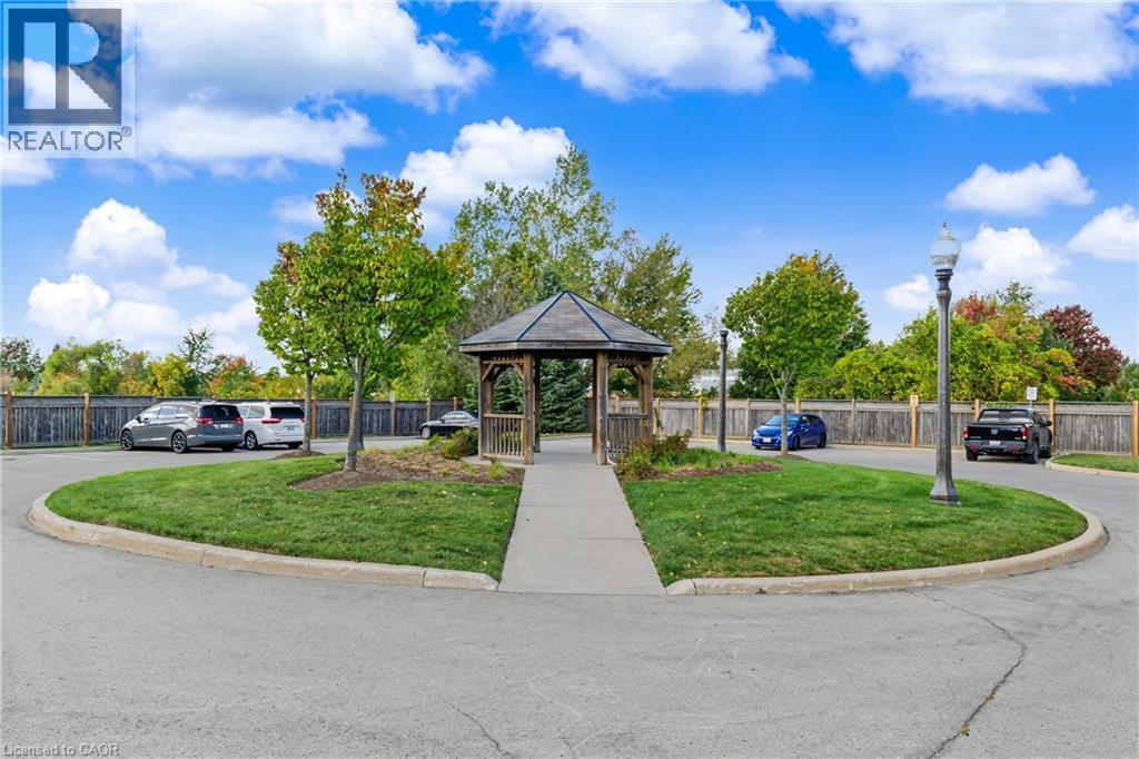 370 Stonehenge Drive Unit# 8 Property Photo 33