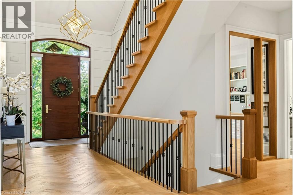 368 Fourth Line Property Photo 5