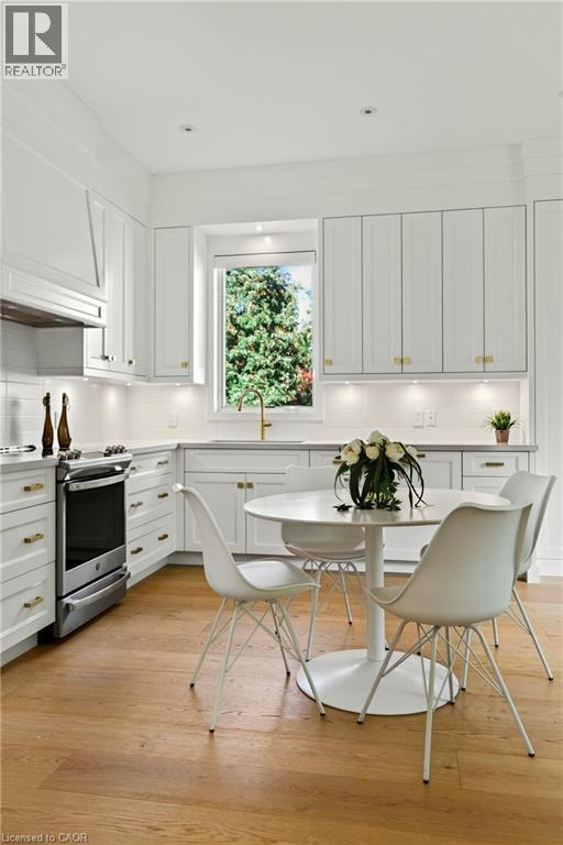368 Fourth Line Property Photo 21